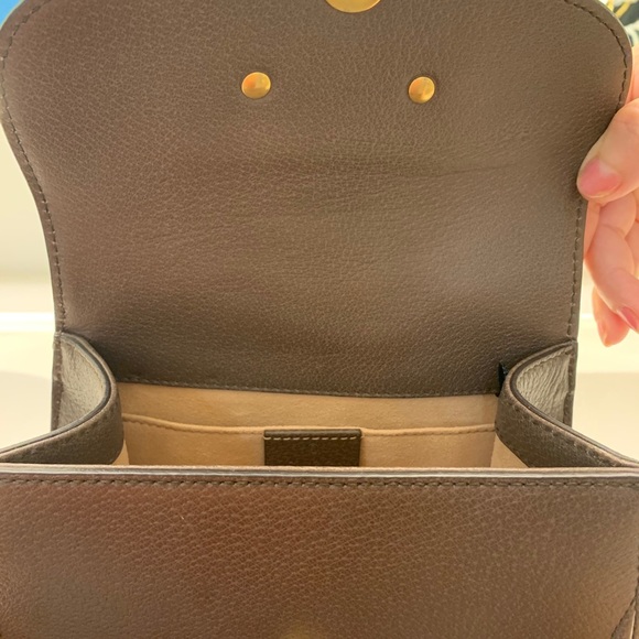 New never used Gucci crossbody purse - Picture 7 of 8